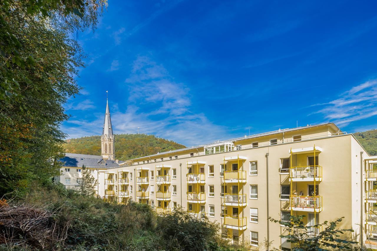 Residenz&Hotel Am Kurpark Schlangenbad Exterior foto