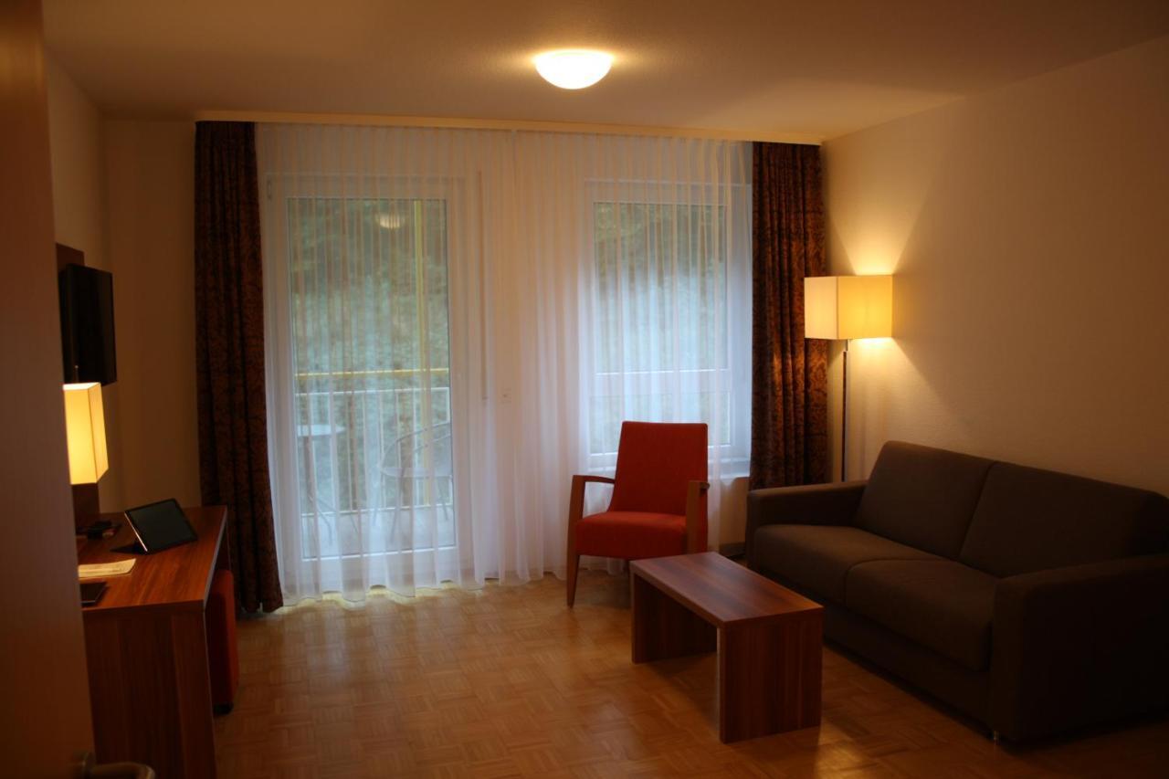 Residenz&Hotel Am Kurpark Schlangenbad Exterior foto